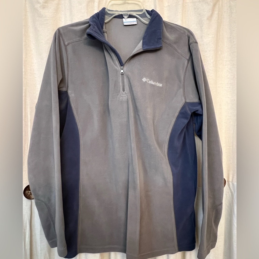 Men’s Columbia fleece pullover - Sz M - like new